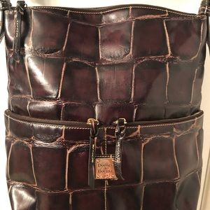 Dooney Bag 100% Authentic- like new